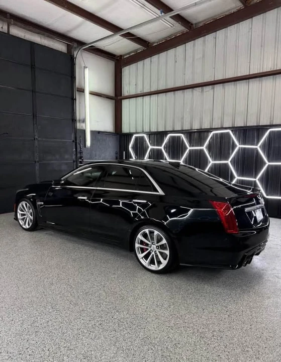 2016 Cadillac CTS-V 3rd Gen - Image 2 of 9