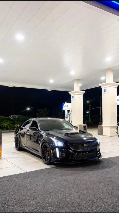 2016 Cadillac CTS-V 3rd Gen - Image 4 of 8