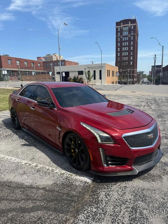 2016 Cadillac CTS-V 3rd Gen - Image 2 of 9