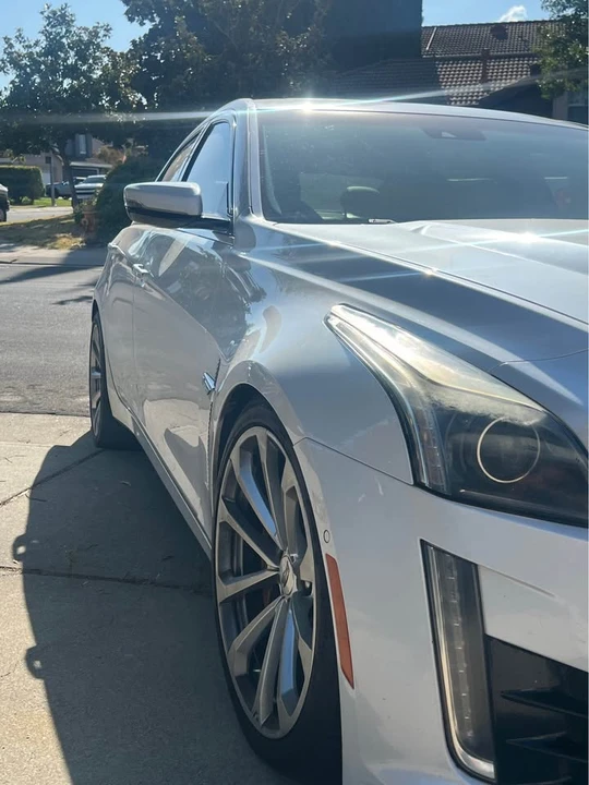 2016 Cadillac CTS-V 3rd Gen - Image 2 of 15