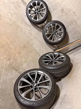 Cadillac CTS V Wheels