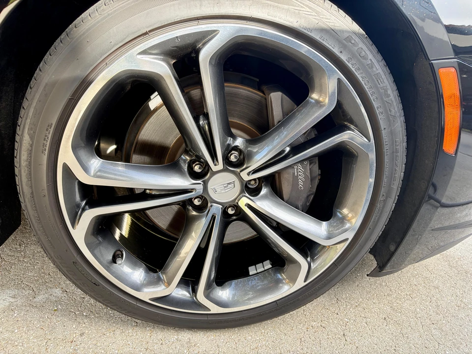 2016 Cadillac ELR - Image 24 of 31