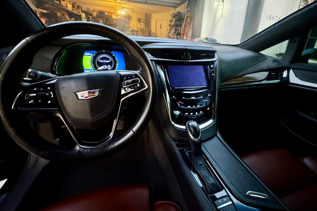 2016 Cadillac ELR - Image 25 of 31
