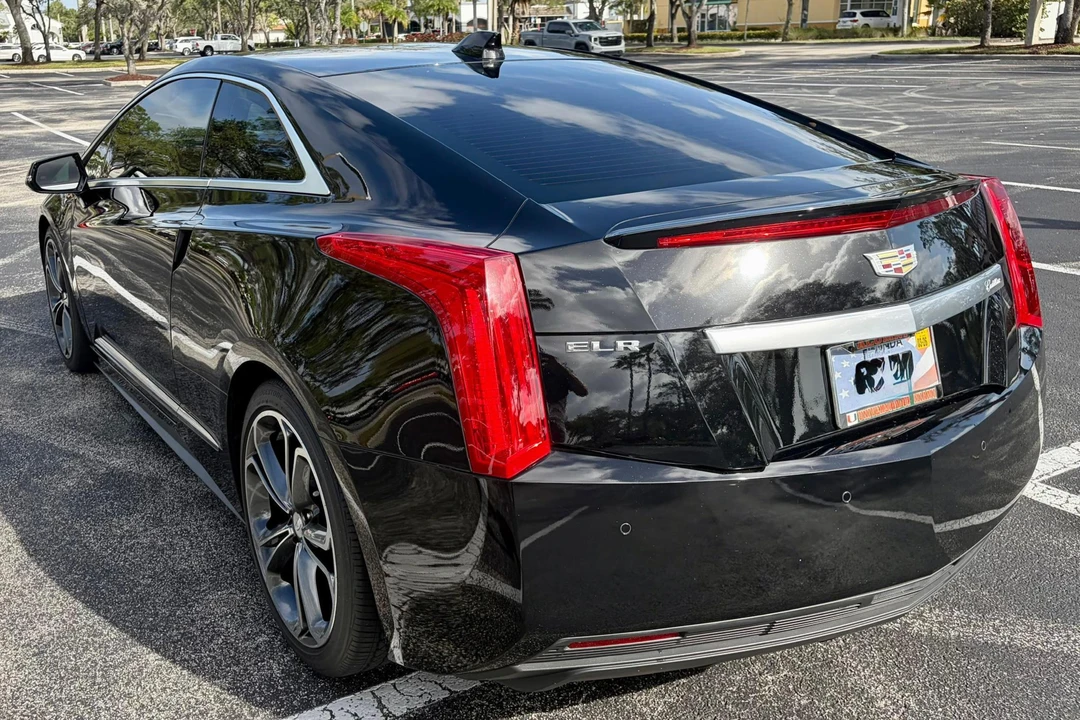 2016 Cadillac ELR - Image 4 of 31