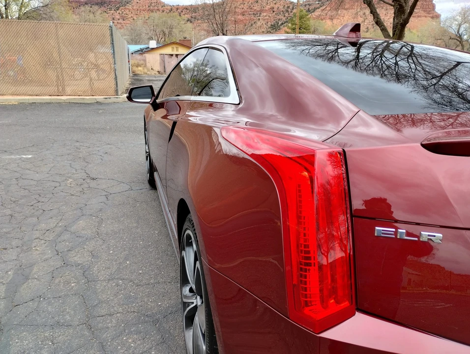 2016 Cadillac ELR - Image 18 of 31