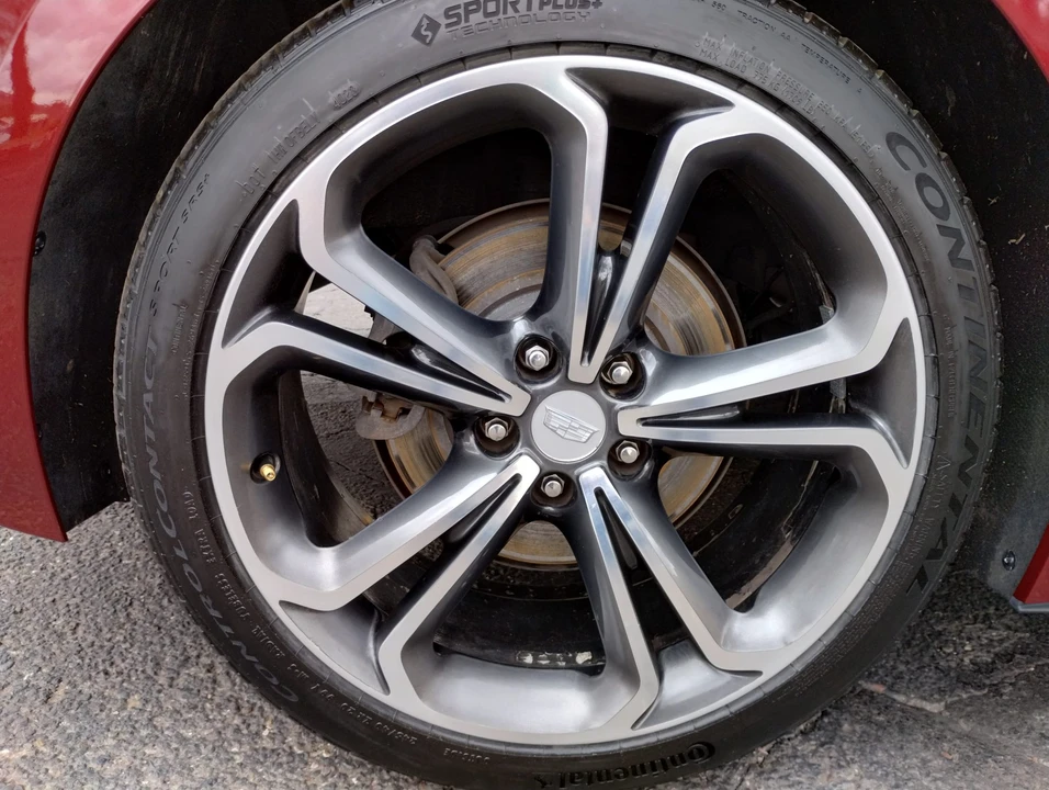2016 Cadillac ELR - Image 28 of 31