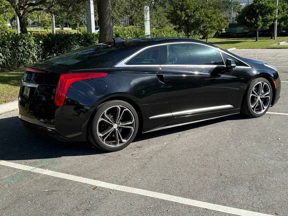 2016 Cadillac ELR - Image 5 of 21