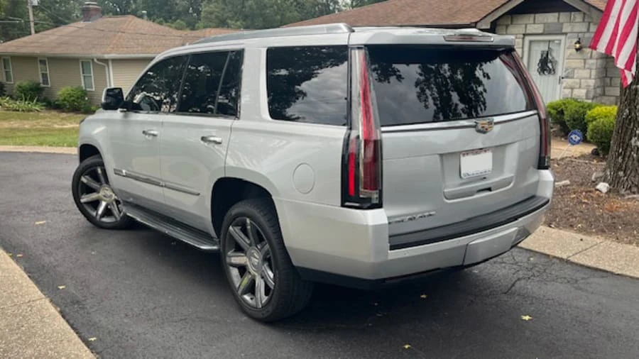 2016 Cadillac Escalade 4th Gen - Image 5 of 19
