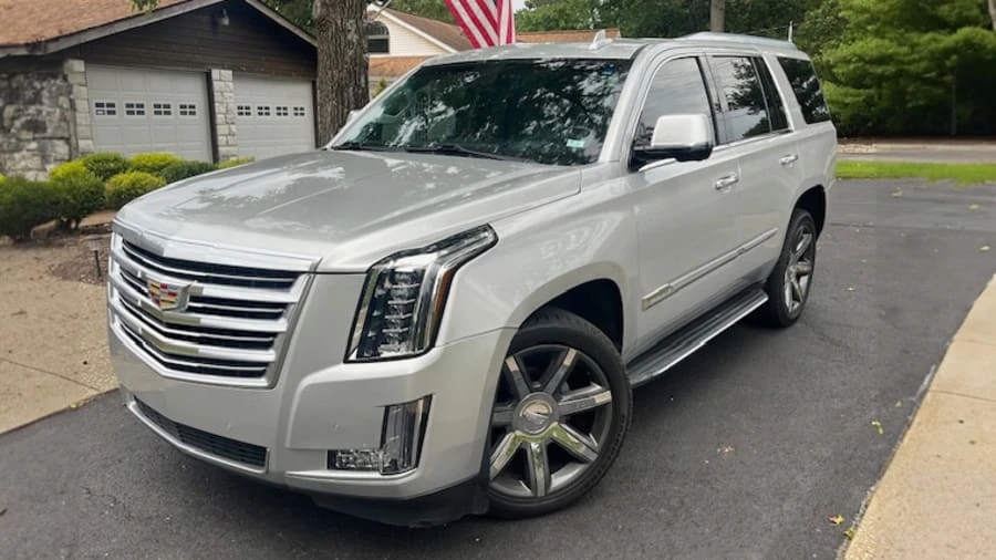 2016 Cadillac Escalade 4th Gen - Image 4 of 19