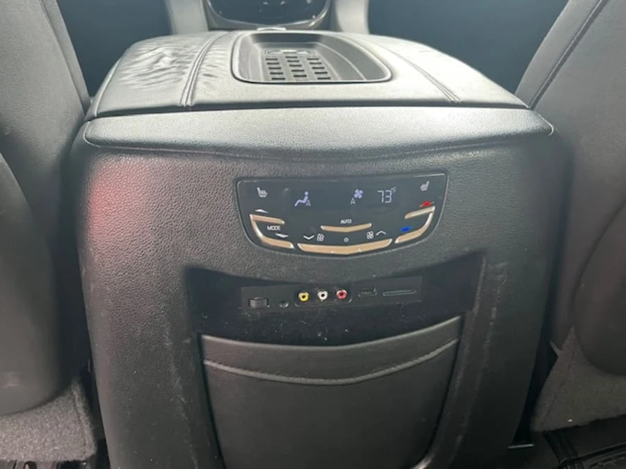 2016 Cadillac Escalade 4th Gen - Image 12 of 19