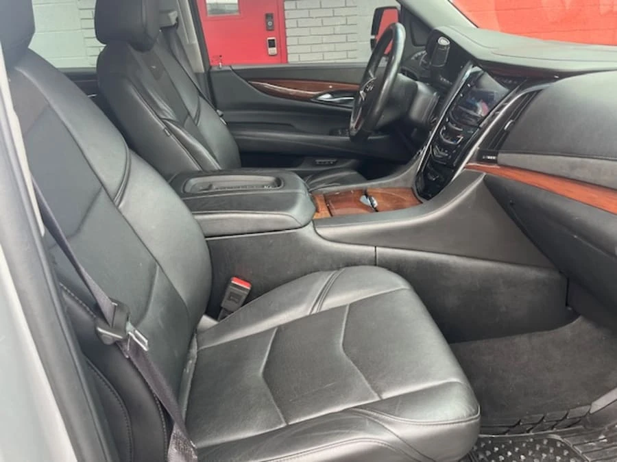2016 Cadillac Escalade 4th Gen - Image 15 of 19