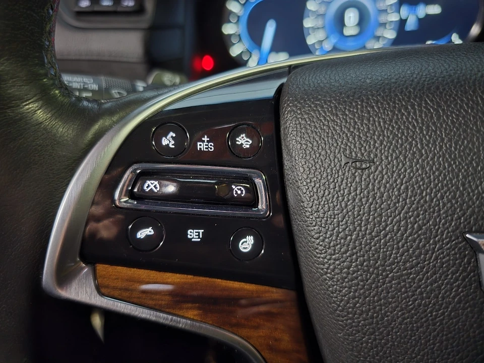 2016 Cadillac Escalade 4th Gen - Image 15 of 21