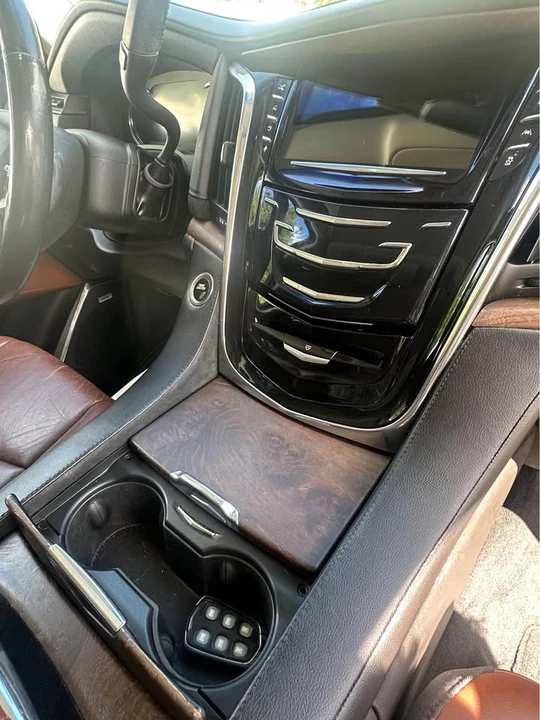 2016 Cadillac Escalade 4th Gen - Image 3 of 10