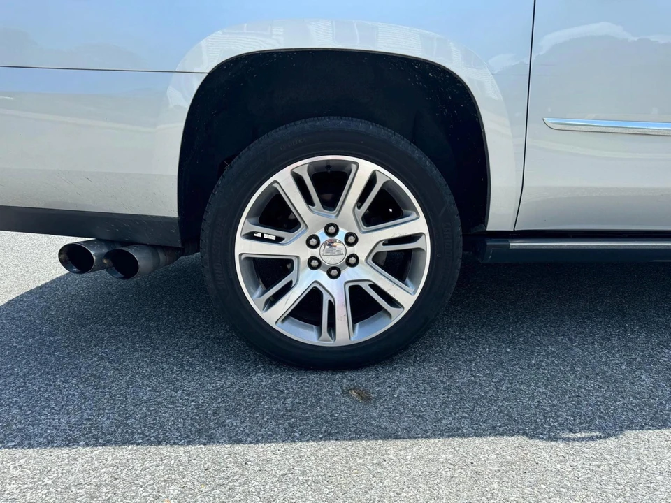2016 Cadillac Escalade 4th Gen - Image 31 of 31