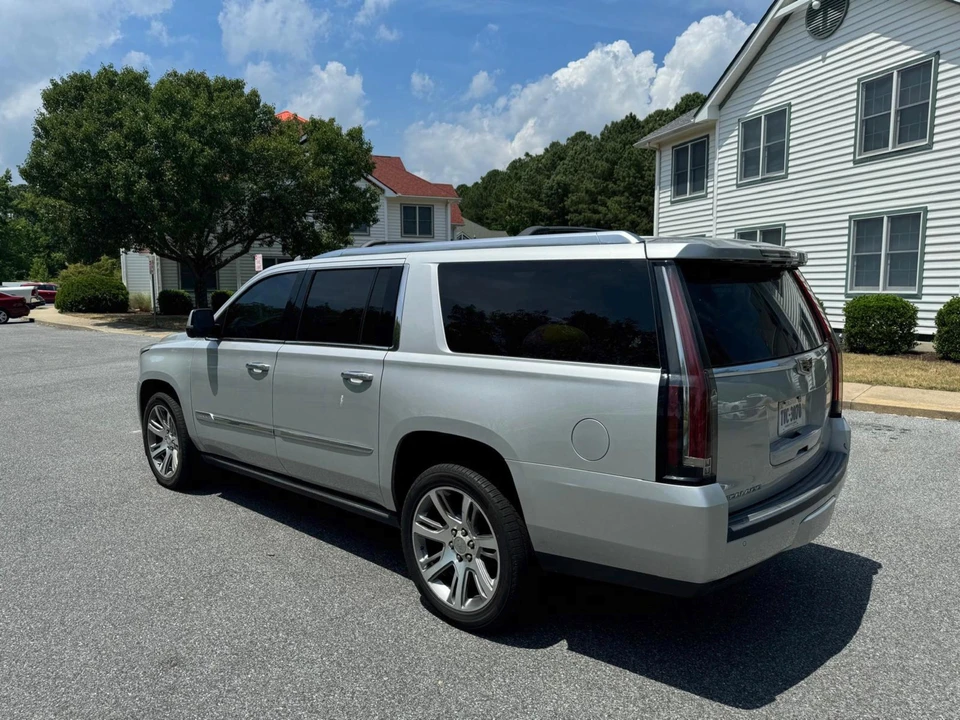 2016 Cadillac Escalade 4th Gen - Image 10 of 31