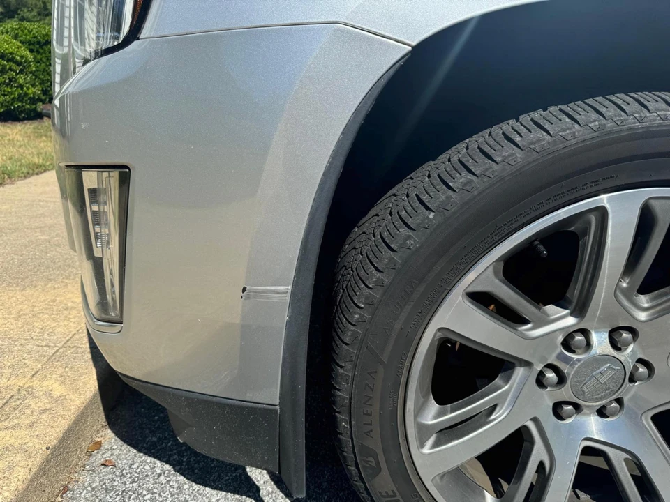 2016 Cadillac Escalade 4th Gen - Image 27 of 31