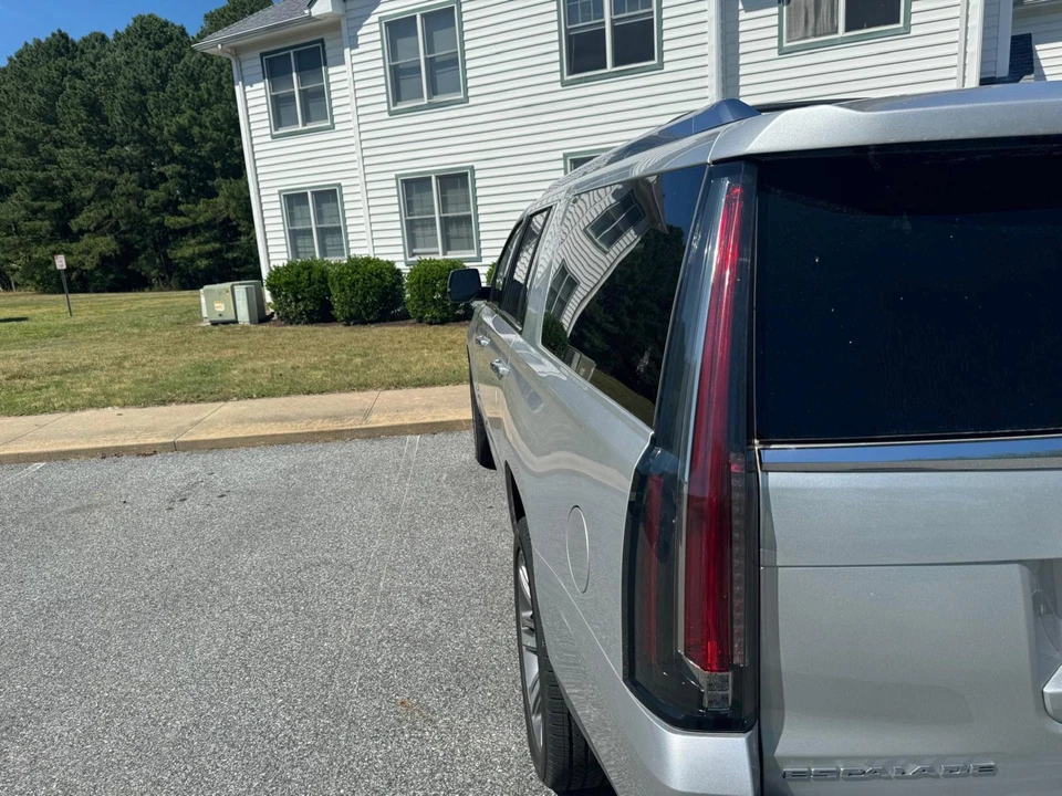 2016 Cadillac Escalade 4th Gen - Image 20 of 31