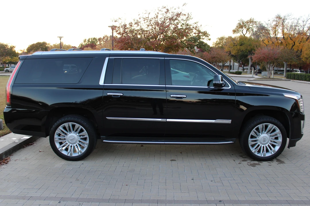 2016 Cadillac Escalade 4th Gen - Image 3 of 31