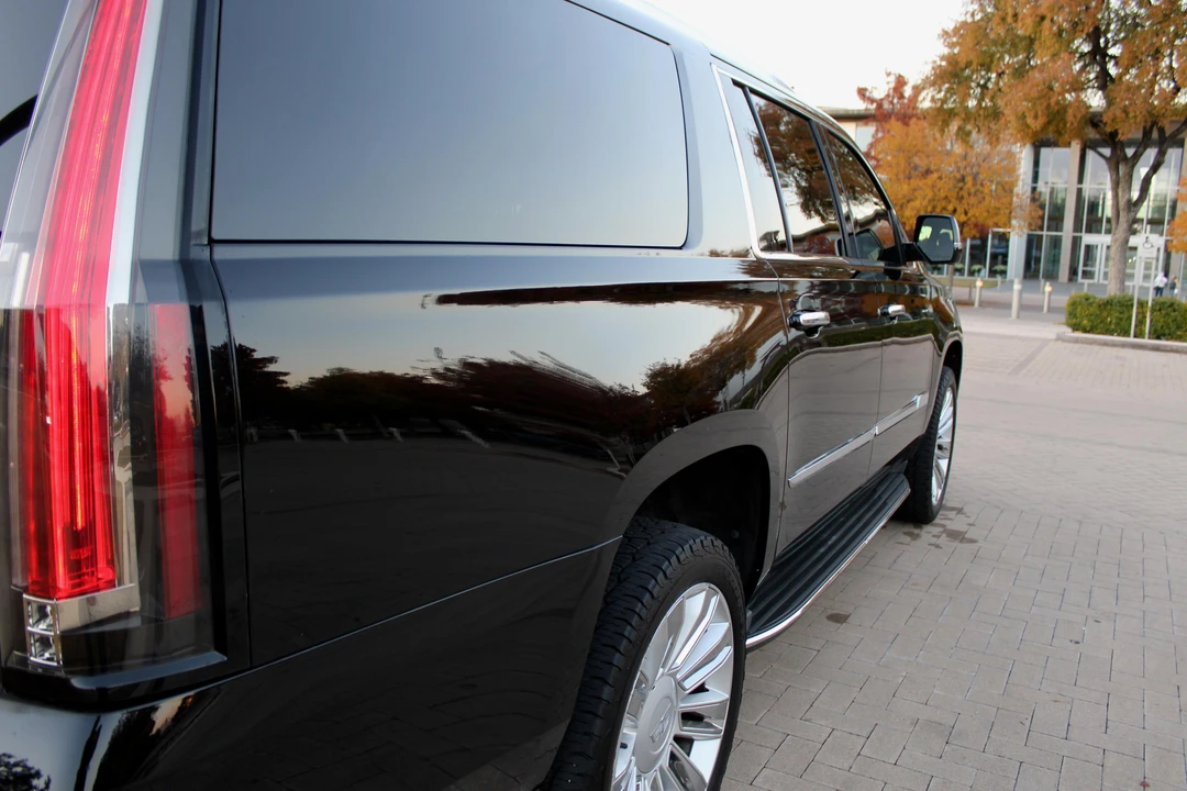 2016 Cadillac Escalade 4th Gen - Image 30 of 31