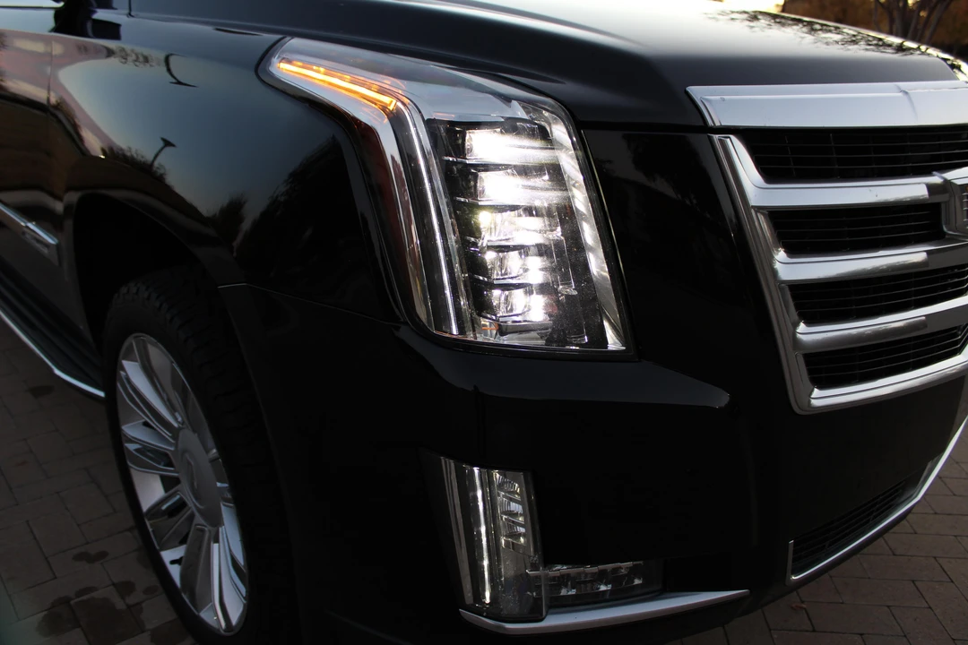 2016 Cadillac Escalade 4th Gen - Image 17 of 31