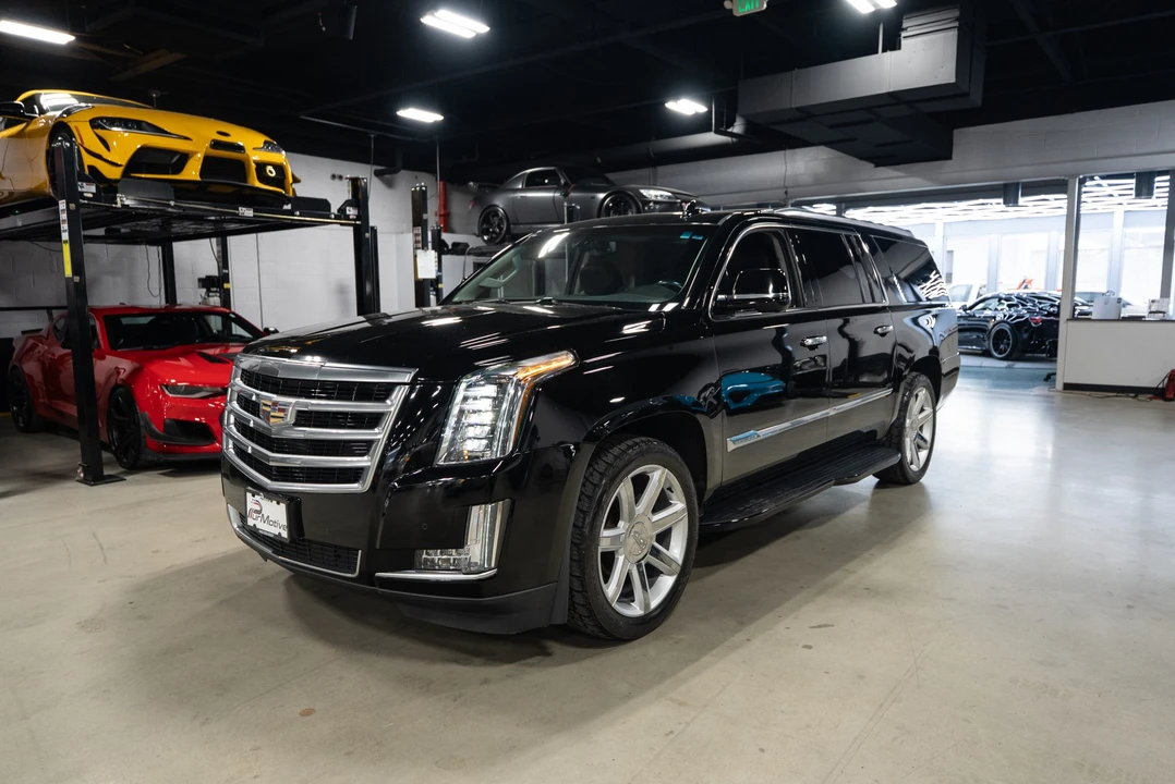 2016 Cadillac Escalade 4th Gen - Image 2 of 31