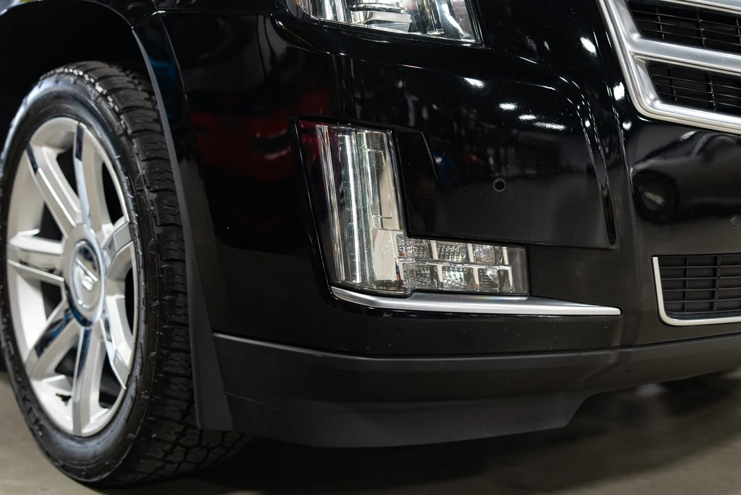 2016 Cadillac Escalade 4th Gen - Image 18 of 31