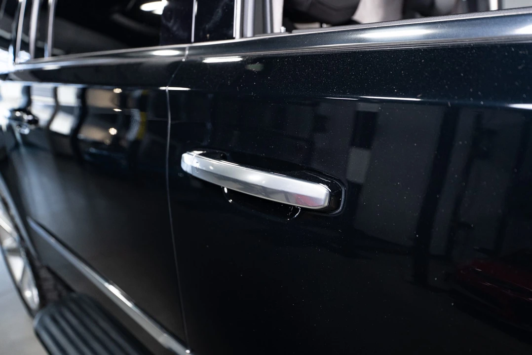 2016 Cadillac Escalade 4th Gen - Image 27 of 31