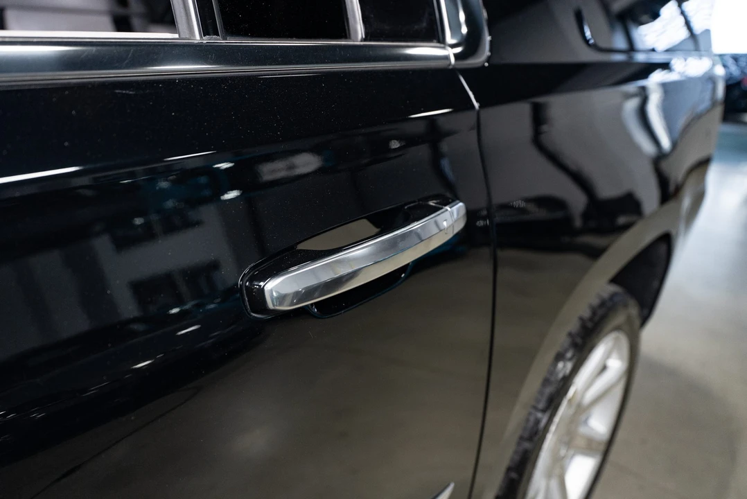 2016 Cadillac Escalade 4th Gen - Image 25 of 31