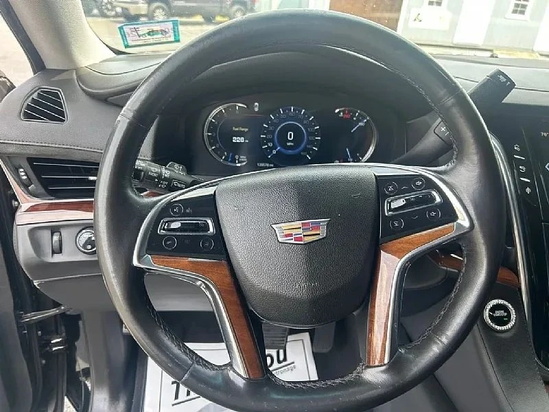 2016 Cadillac Escalade 4th Gen - Image 7 of 12