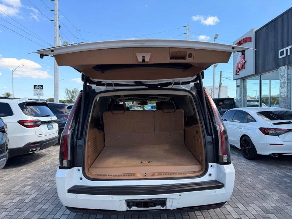 2016 Cadillac Escalade 4th Gen - Image 7 of 21