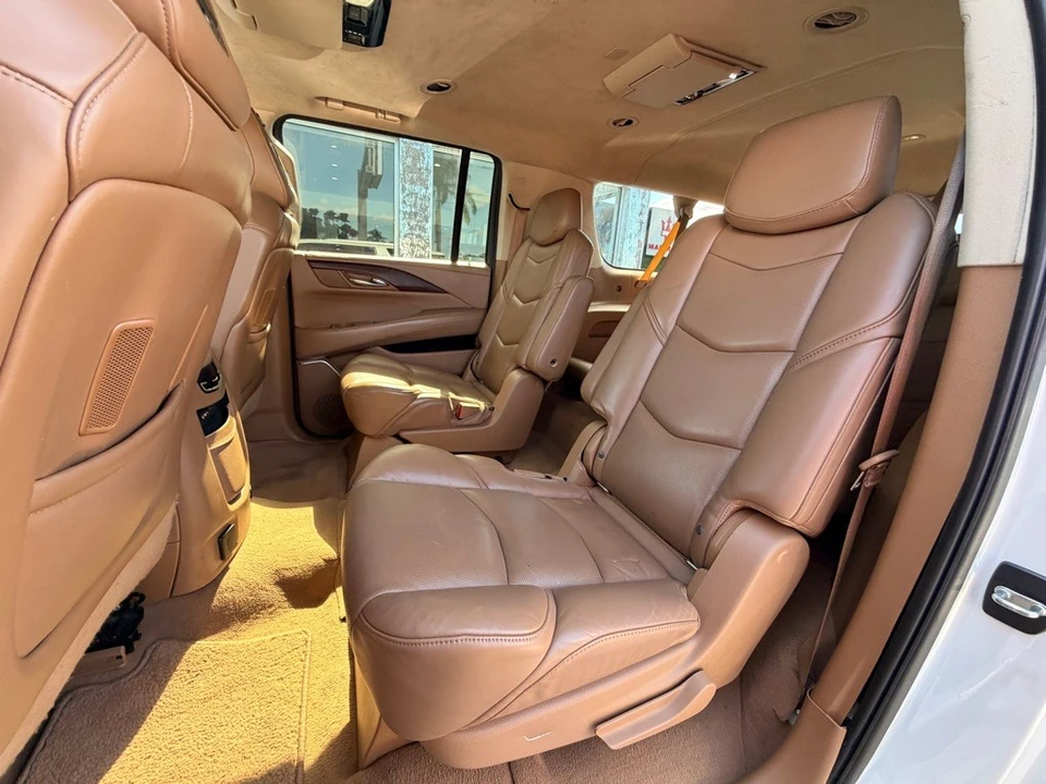 2016 Cadillac Escalade 4th Gen - Image 21 of 21