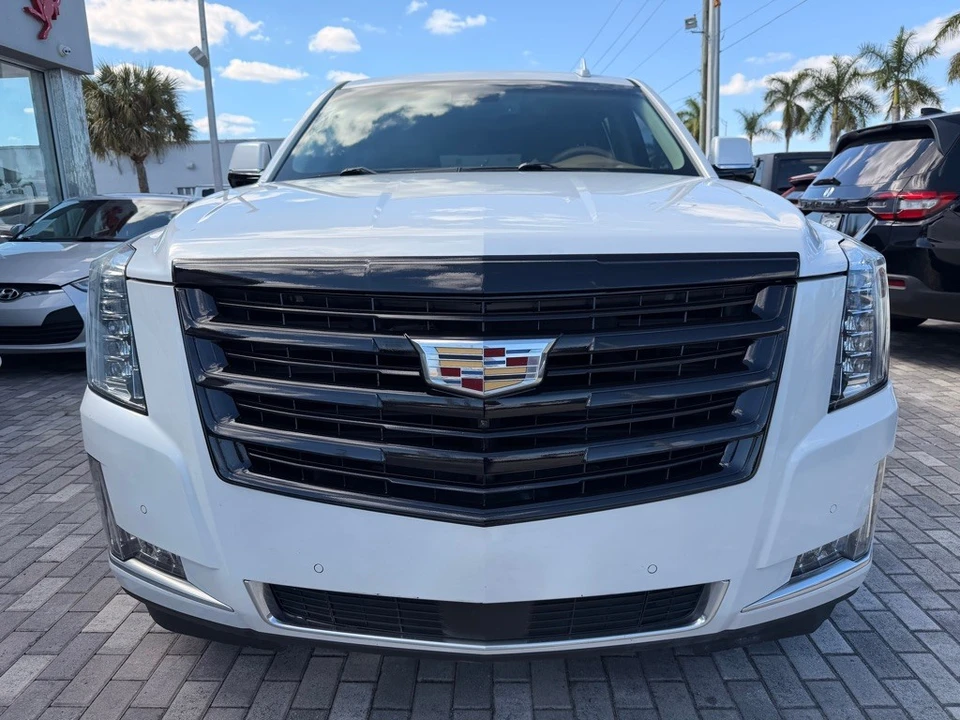 2016 Cadillac Escalade 4th Gen - Image 2 of 21