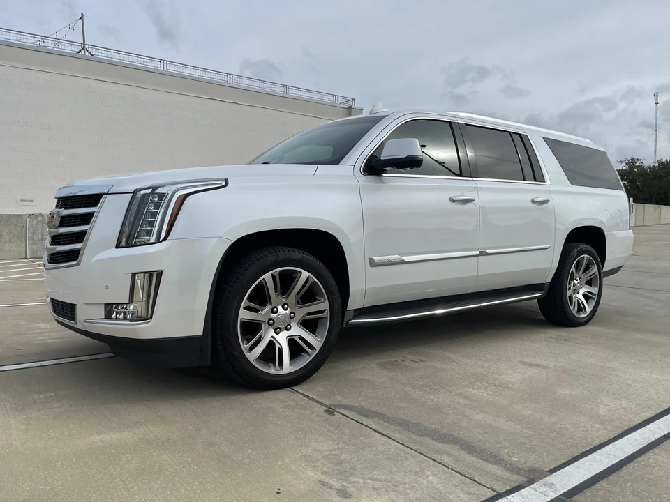 2016 Cadillac Escalade 4th Gen - Image 9 of 31