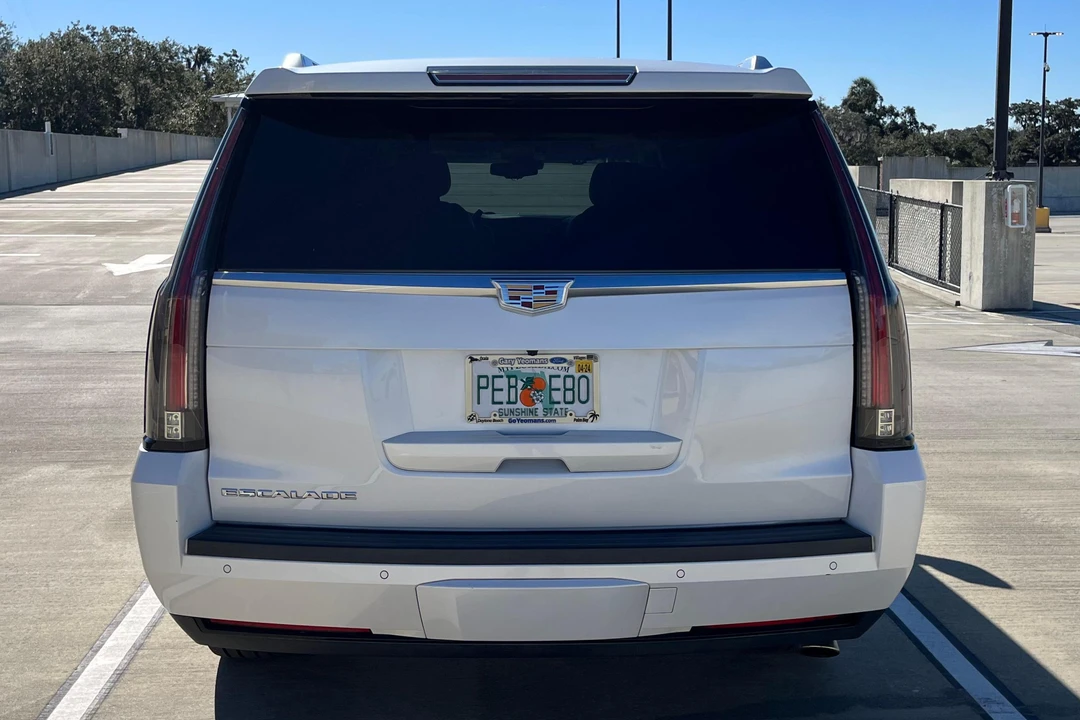 2016 Cadillac Escalade 4th Gen - Image 5 of 31