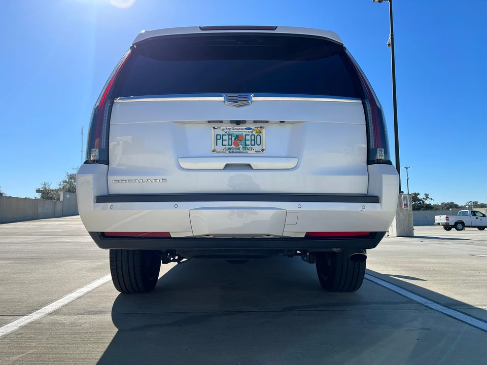2016 Cadillac Escalade 4th Gen - Image 13 of 31