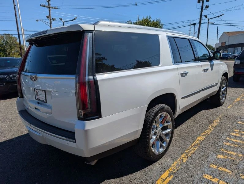 2016 Cadillac Escalade 4th Gen - Image 3 of 12