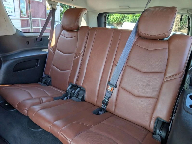 2016 Cadillac Escalade 4th Gen - Image 11 of 12