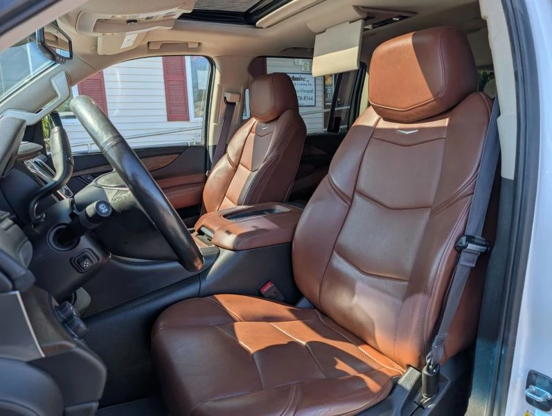 2016 Cadillac Escalade 4th Gen - Image 9 of 12