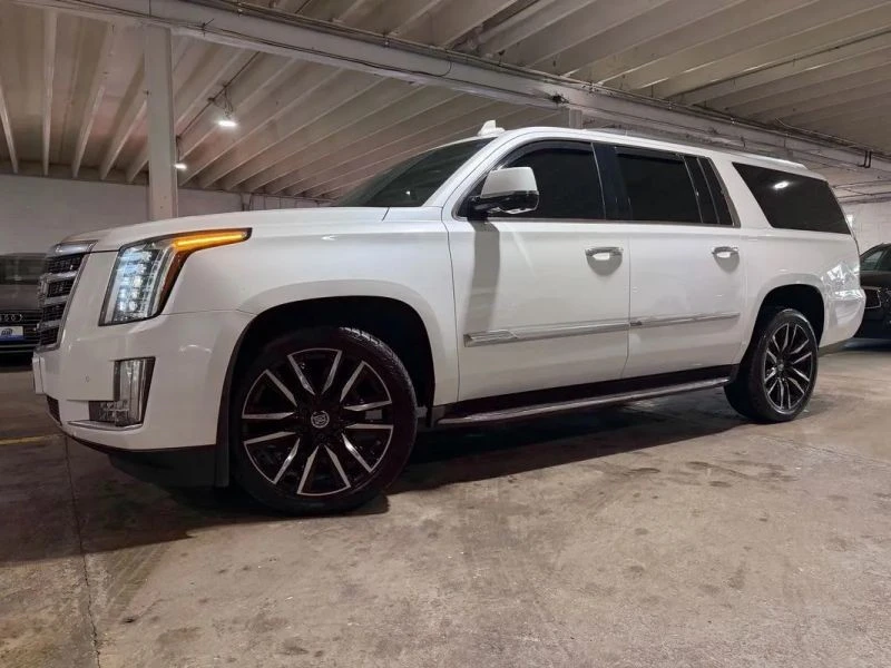 2016 Cadillac Escalade 4th Gen - Image 2 of 12