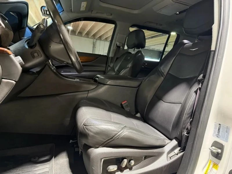 2016 Cadillac Escalade 4th Gen - Image 9 of 12