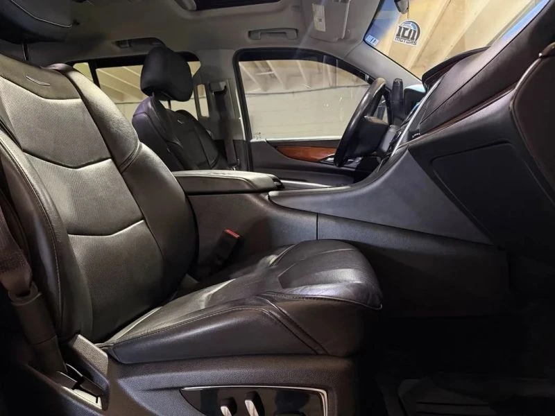 2016 Cadillac Escalade 4th Gen - Image 10 of 12