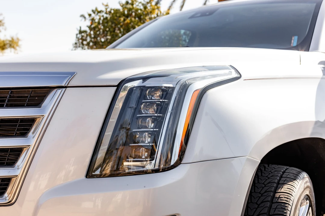 2016 Cadillac Escalade 4th Gen - Image 11 of 31