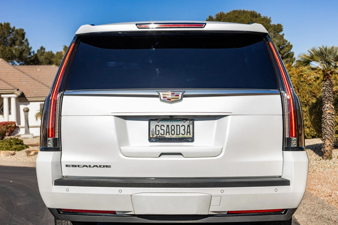 2016 Cadillac Escalade 4th Gen - Image 16 of 31