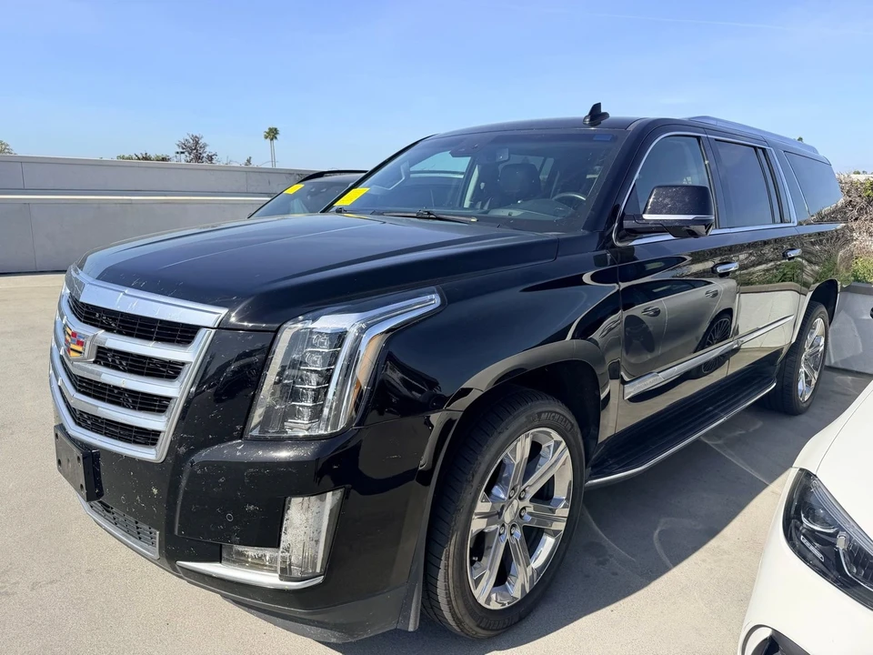 2016 Cadillac Escalade 4th Gen - Image 2 of 6