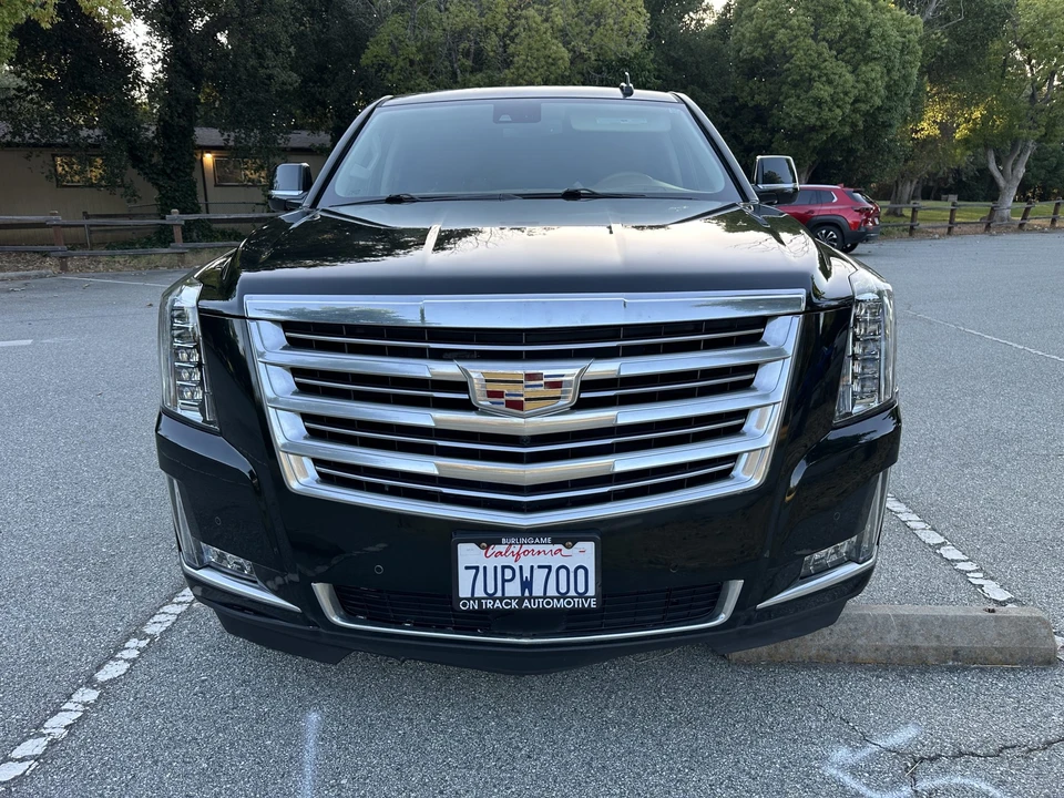 2016 Cadillac Escalade 4th Gen - Image 14 of 31