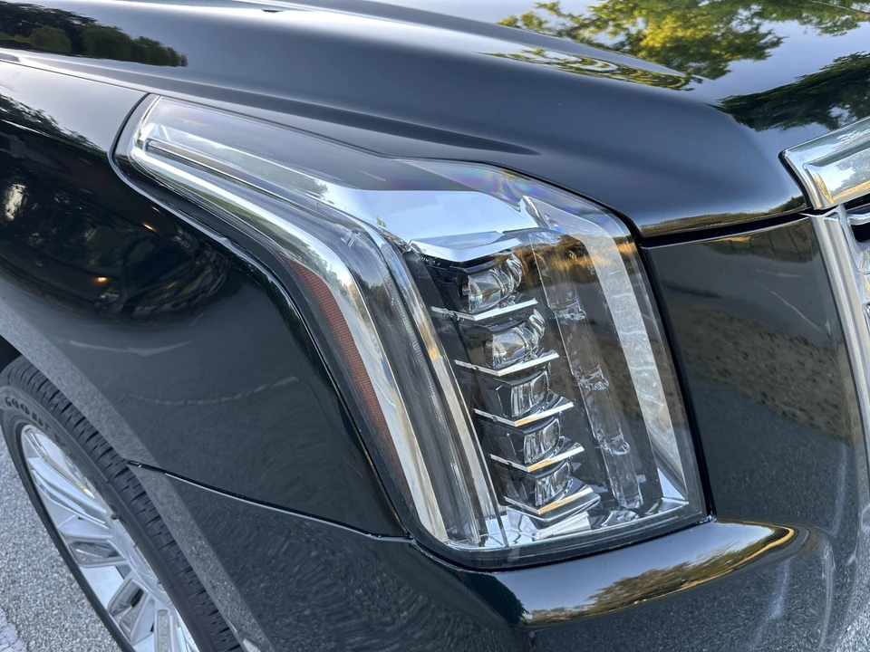 2016 Cadillac Escalade 4th Gen - Image 17 of 31