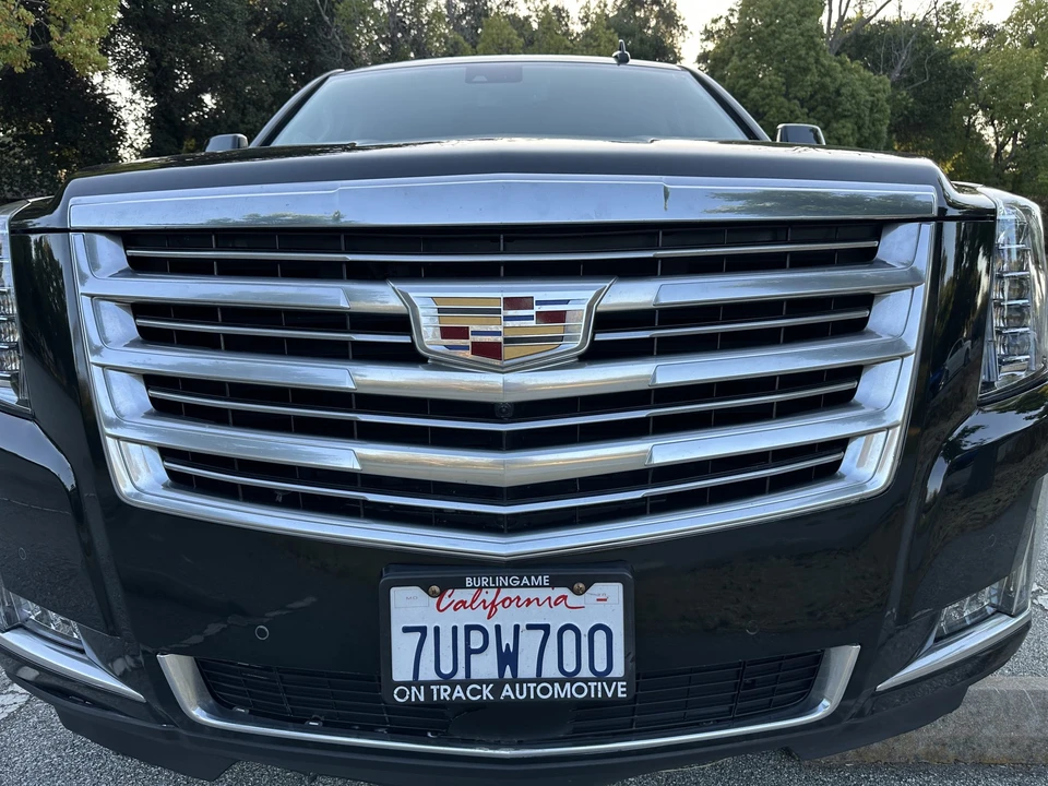2016 Cadillac Escalade 4th Gen - Image 15 of 31