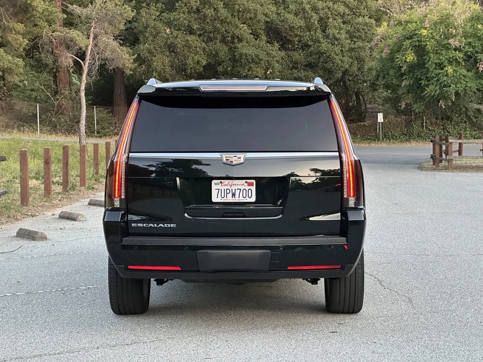 2016 Cadillac Escalade 4th Gen - Image 10 of 31