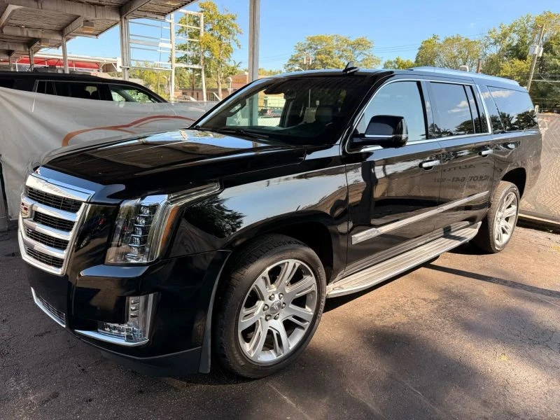 2016 Cadillac Escalade 4th Gen - Image 8 of 12