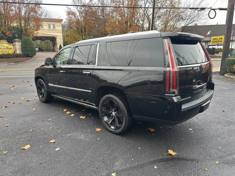 2016 Cadillac Escalade 4th Gen - Image 5 of 12